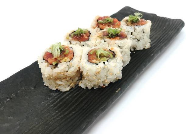 Spicy Salmon Roll 辣三文魚卷